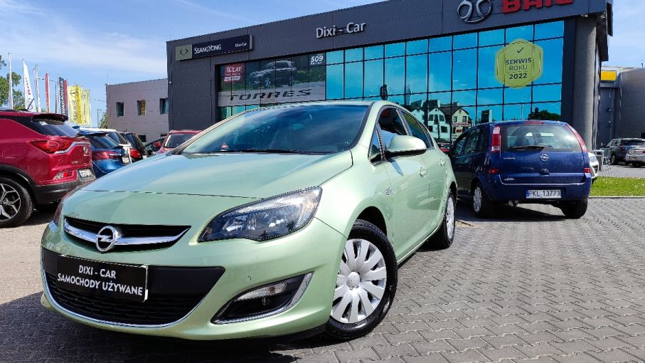 Opel Astra IV 1.4T 120KM LIFT Niski Przebieg Zadbana Gwarancja Polecamy !!!
