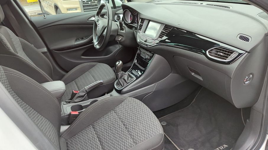 Opel Astra V 1.4 Turbo Niski Przebieg Serwis ASO Gwarancja 13