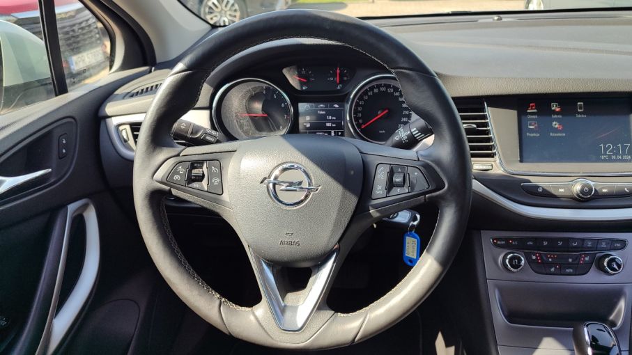 Opel Astra K 1.4T AUTOMAT Szyberdach Niski Przebieg Kolor Ekran Serwis ASO Gwarancja 25